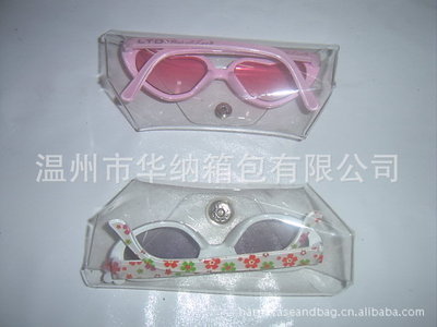 【供應(yīng)pvc透明眼鏡盒(圖),PVCl軟包,時尚PVC包,透明包,品質(zhì)好】價格,廠家,圖片,太陽鏡、偏光鏡、時裝鏡,溫州市華納箱包-